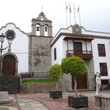 KIRCHE VON SAN AGUSTÍN UND RATHAUS