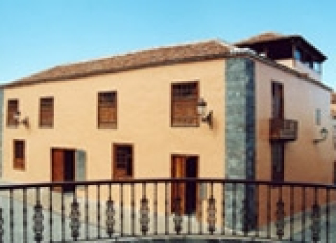 Hotel La Quinta Roja