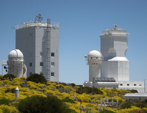 Telescopios solares Gregor y VTT